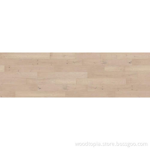 UV Lacquered Oak Multilayer Engineered Wood Flooring